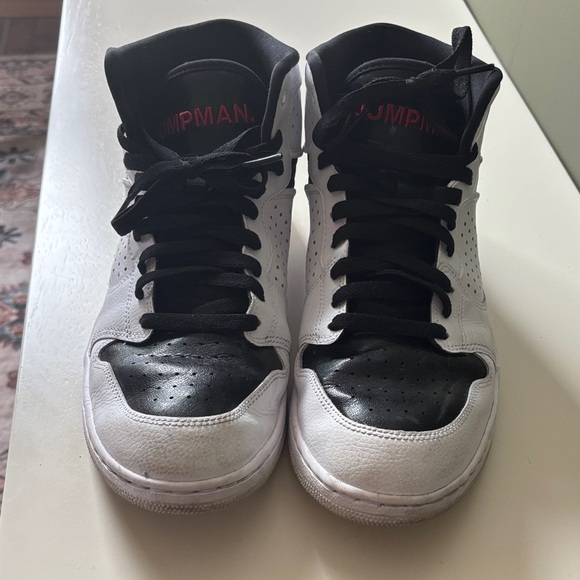 Jordan Men's Black, White, and Red Sneakers - Picture 2 of 4
